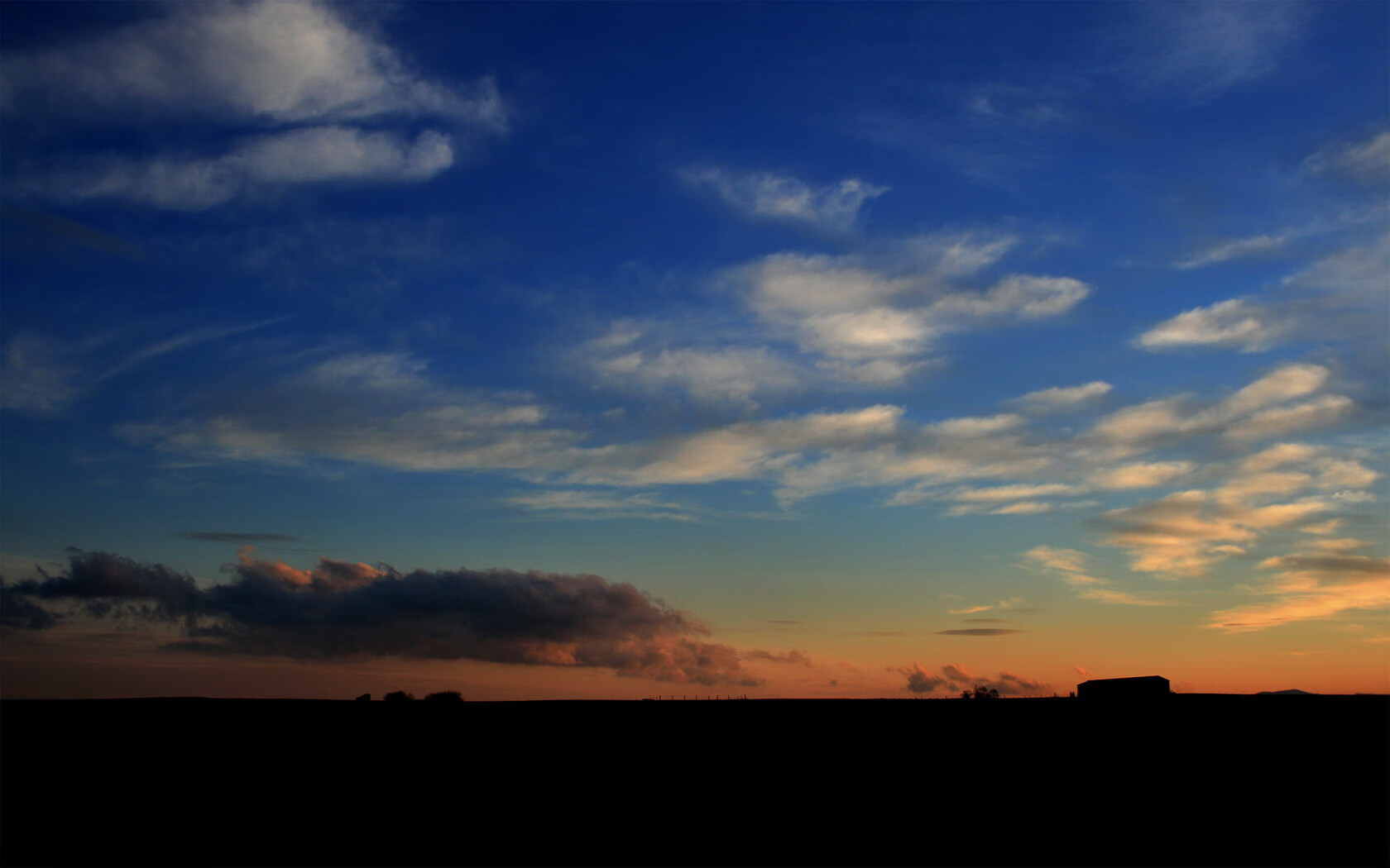 德甲场面火热：攻防精彩不断，胜负难料，德甲解析