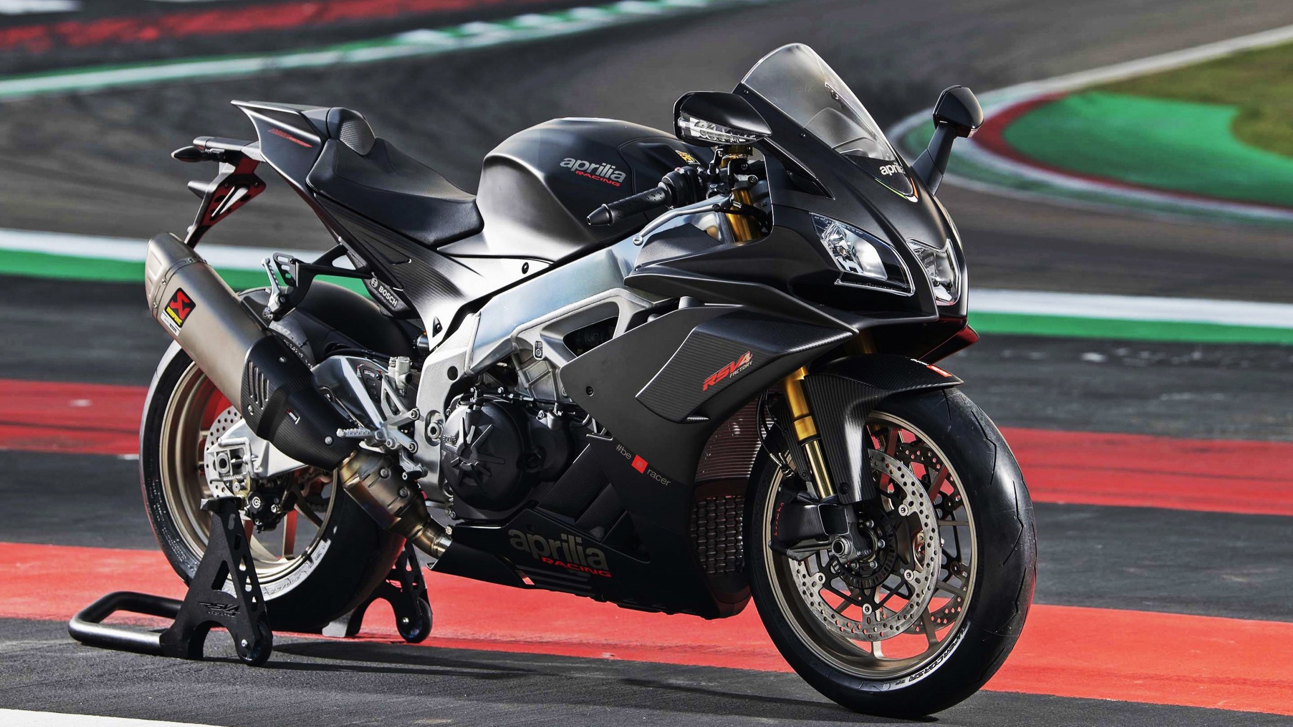 足球校园联赛首次实行电子评分系统提升效率，校园足球联赛文件